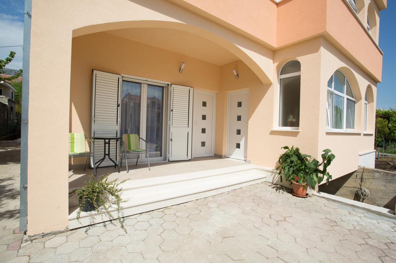 Apartments Kampanel Kastela Exterior photo