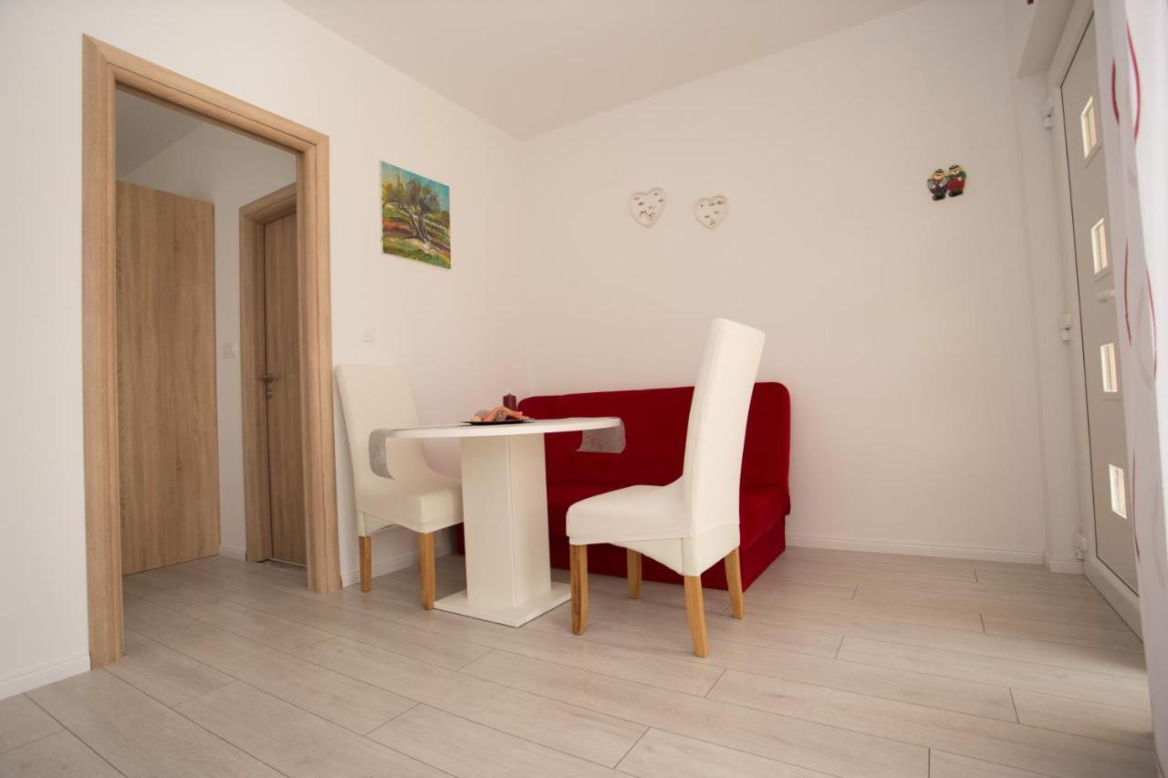Apartments Kampanel Kastela Exterior photo